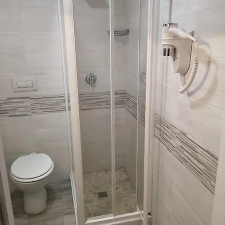 Hotel Toscana 2*